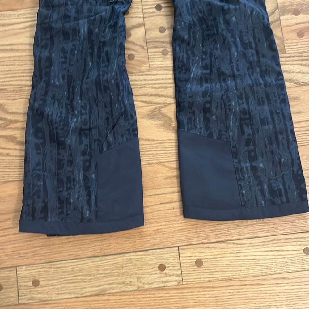 Patagonia Insulated Snowbelle Pants - Picture 4 of 8